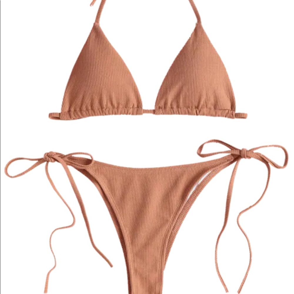Brand New Ribbed String Bikini Set - Picture 4 of 6